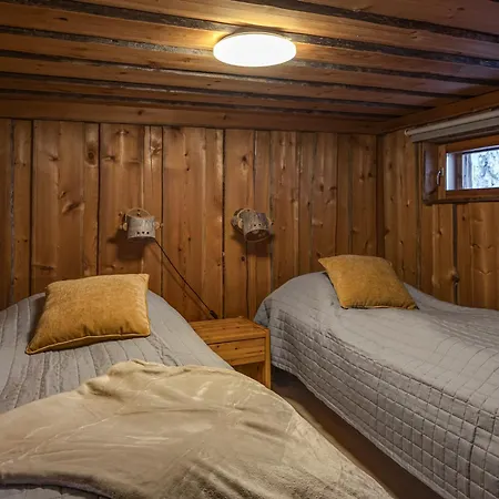 Kuusirinne 2a - A Log Near The Slopes Of * Ruka